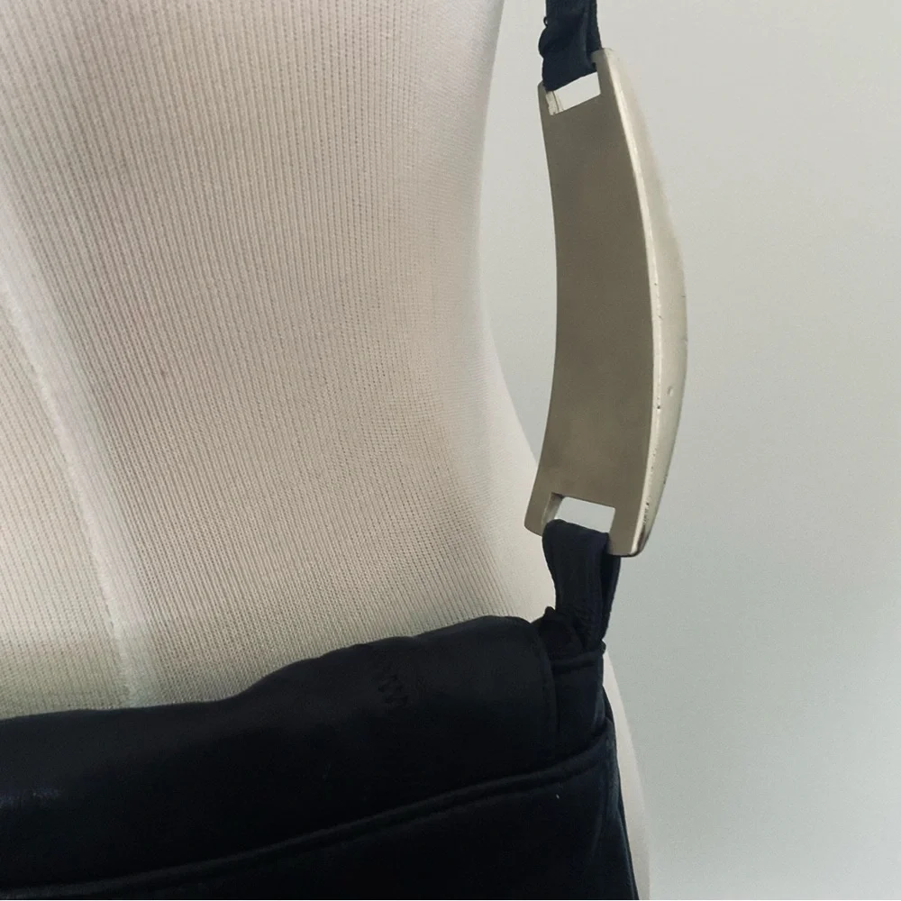 VTG SHARIF BLK Soft Buttery Leather Crossbody Book/PurseMetal&Rosewood Accents